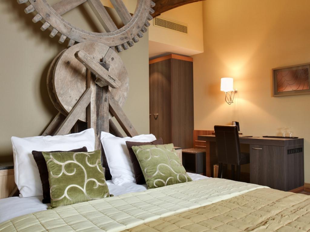 Het Godshuis Hotel Sint-Laureins Buitenkant foto