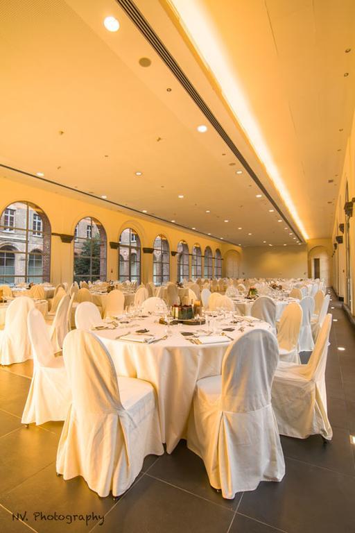 Het Godshuis Hotel Sint-Laureins Buitenkant foto