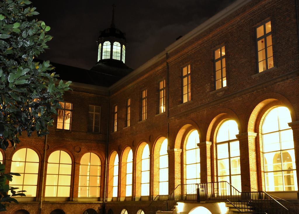 Het Godshuis Hotel Sint-Laureins Buitenkant foto