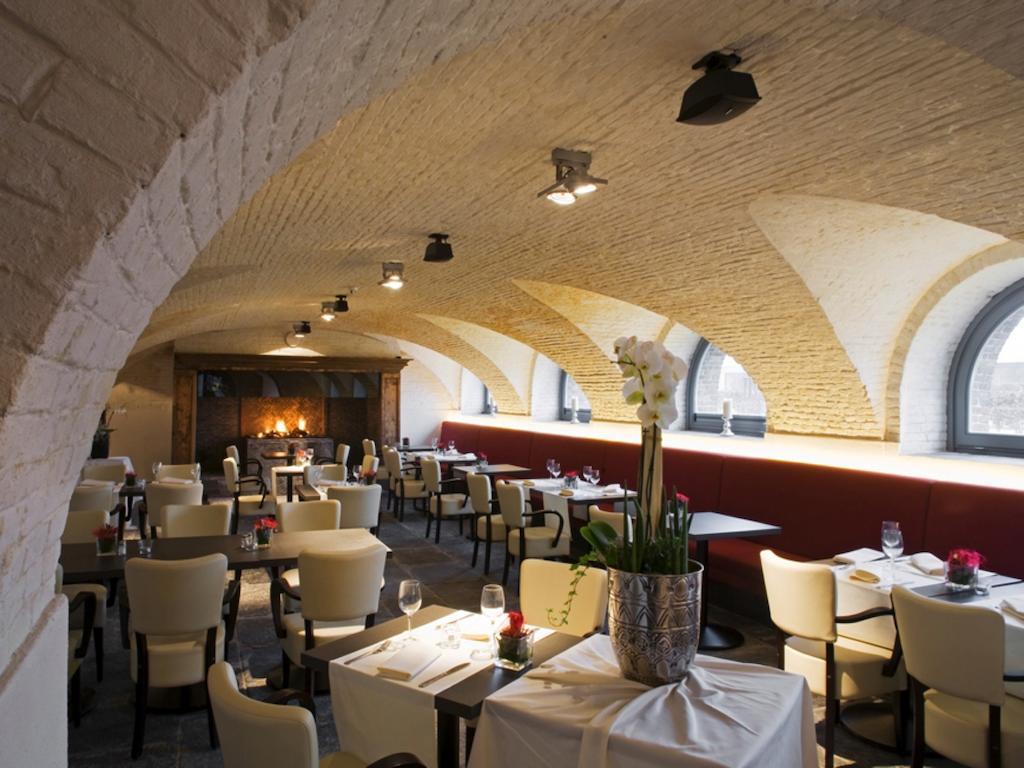 Het Godshuis Hotel Sint-Laureins Buitenkant foto